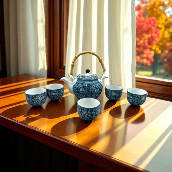 Japanese Dobin - Blue Floral Porcelain Arita-Yaki Teapot tea cups set - Picture 1 of 15